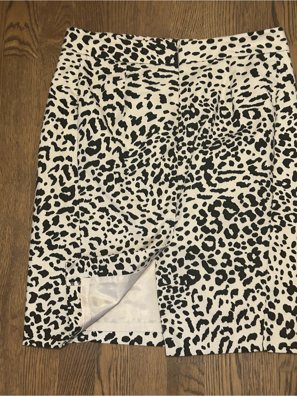 LOFT Black and White Leopard-Print Pencil Skirt - Picture 6 of 8